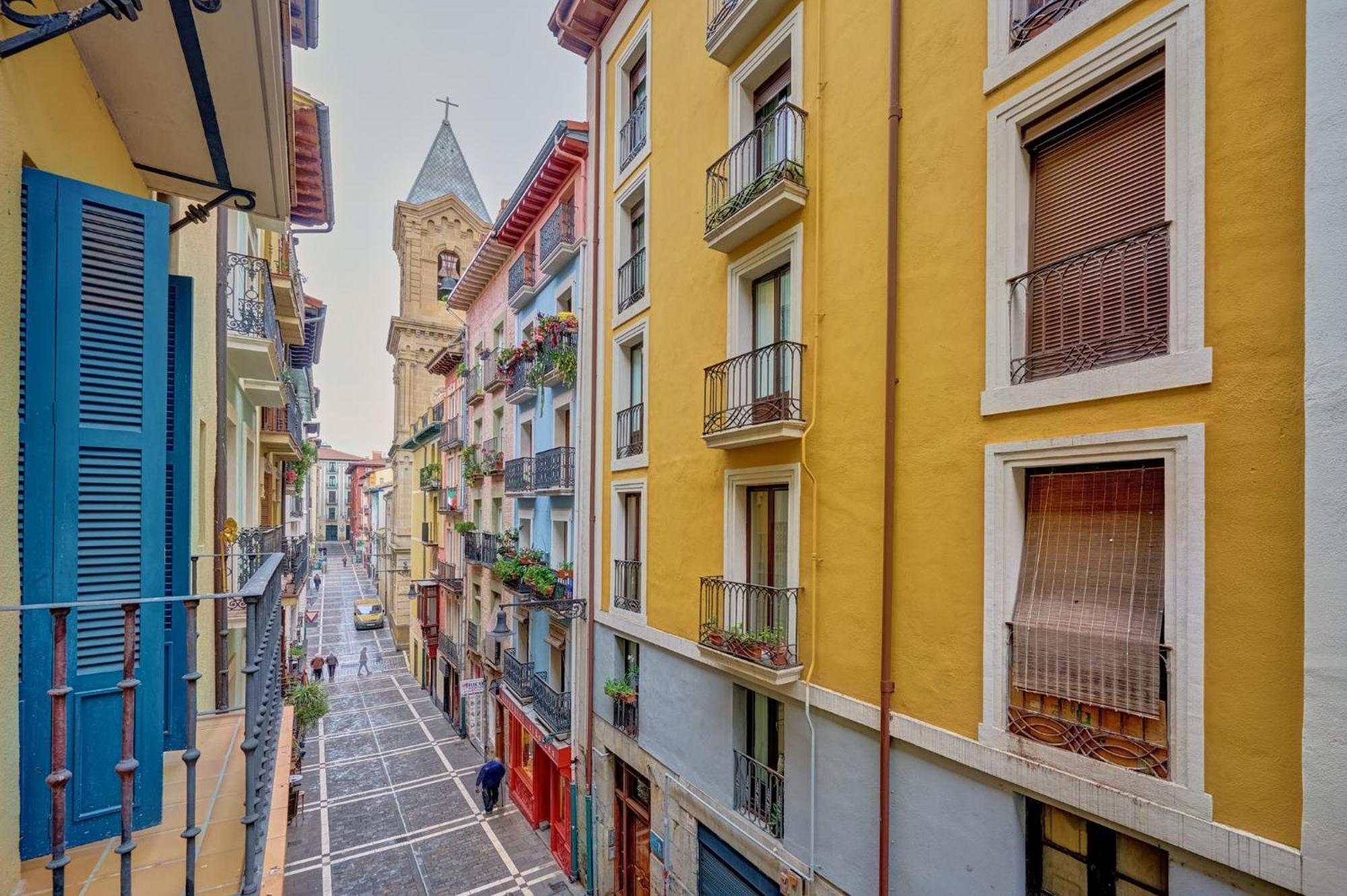 Bajada De Javier Appartement Pamplona Buitenkant foto